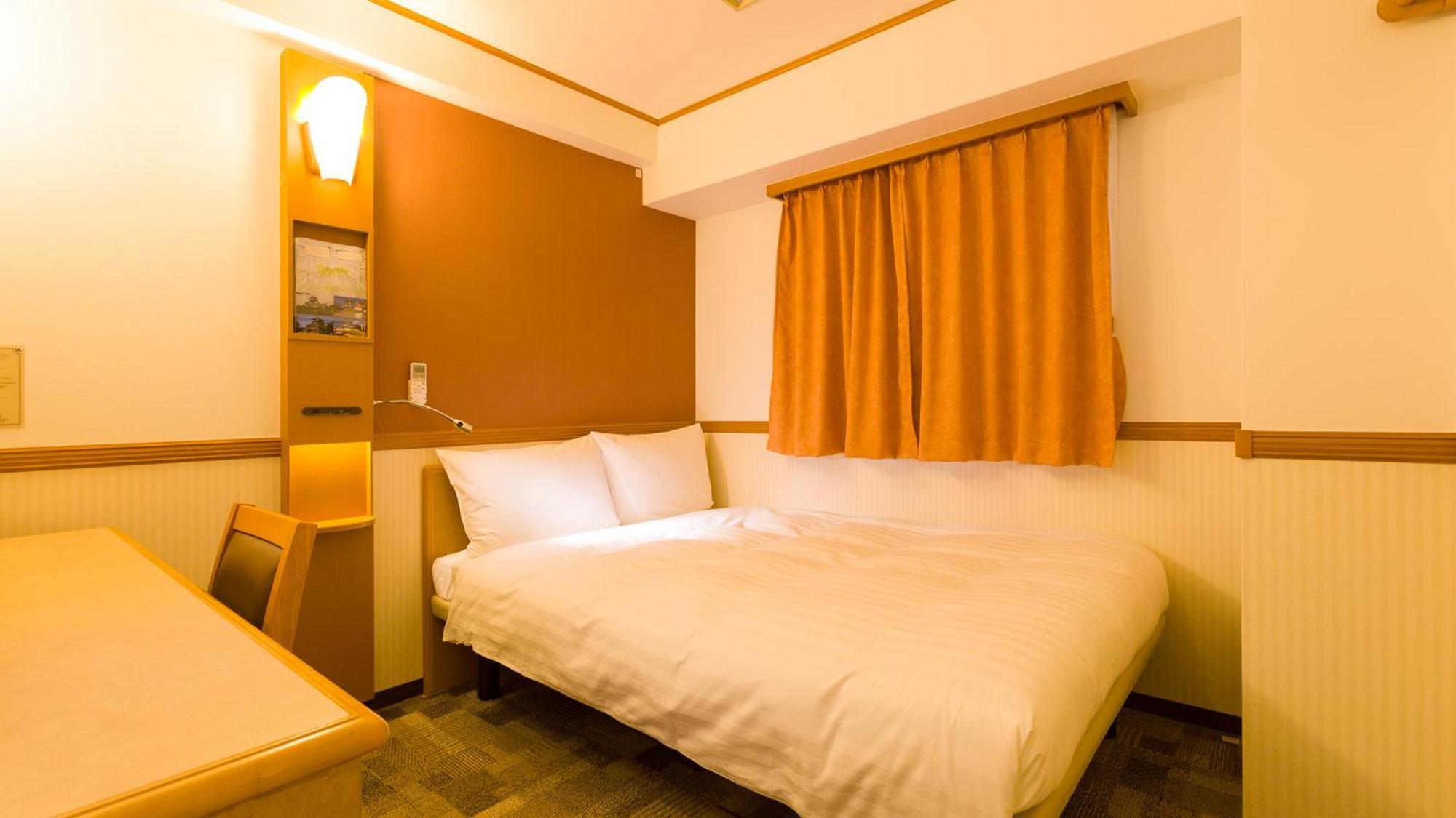 Toyoko Inn Tokyo Nihombashi Mitsukoshi Mae A4 Room photo